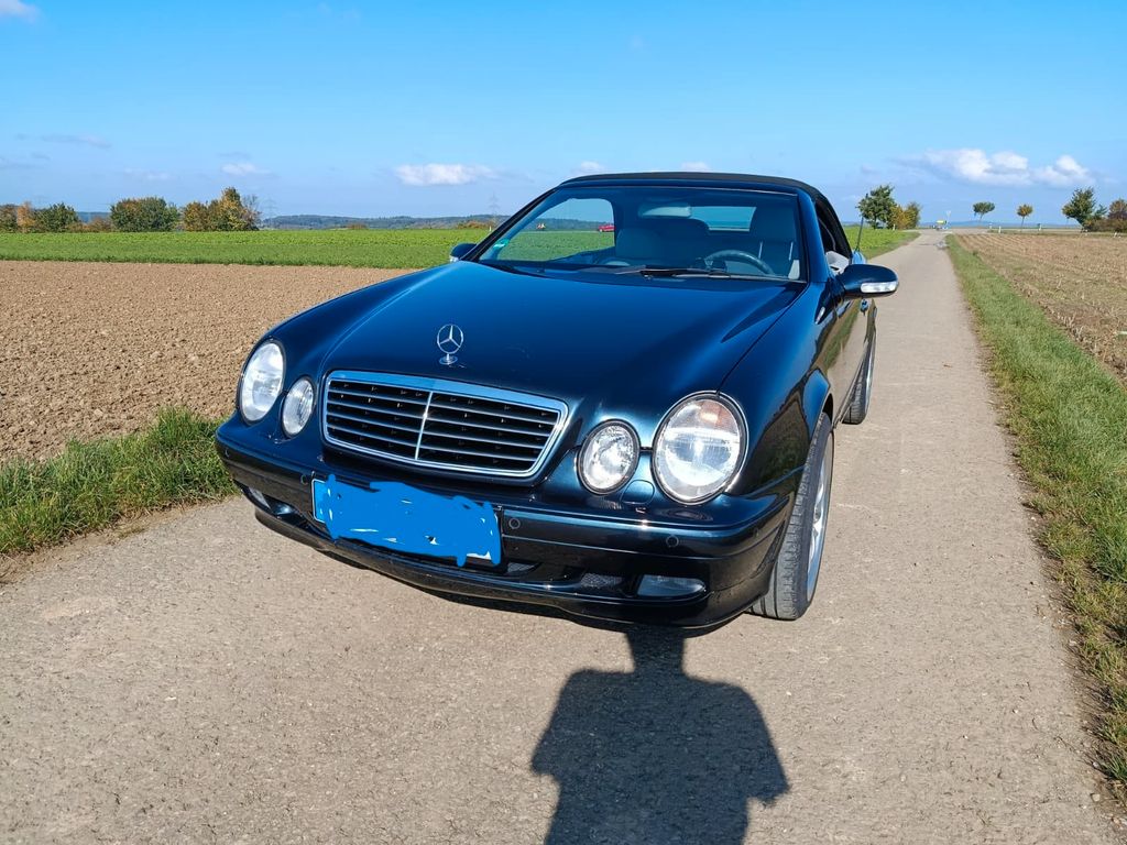 Mercedes-Benz CLK 230