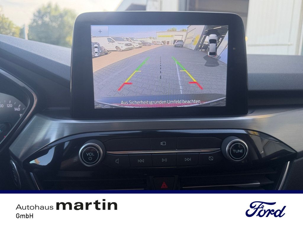 Fahrzeugabbildung Ford Kuga 1.5 Titanium PDC SHZ KAMERA NAVI ACC LED