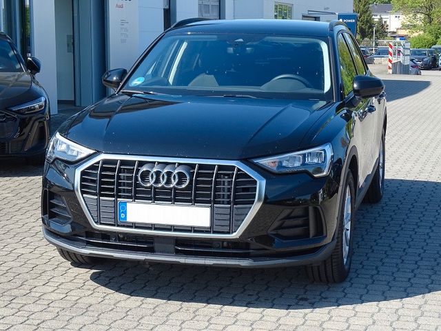Q3 35 TFSI S-tronic / Business-Paket