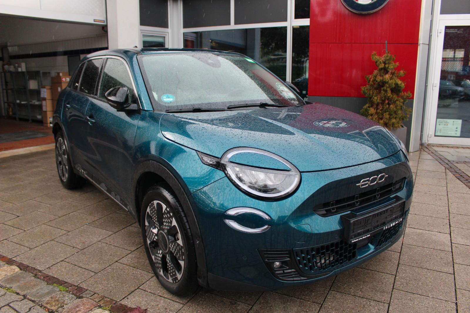Fiat 600 Hybrid La Prima