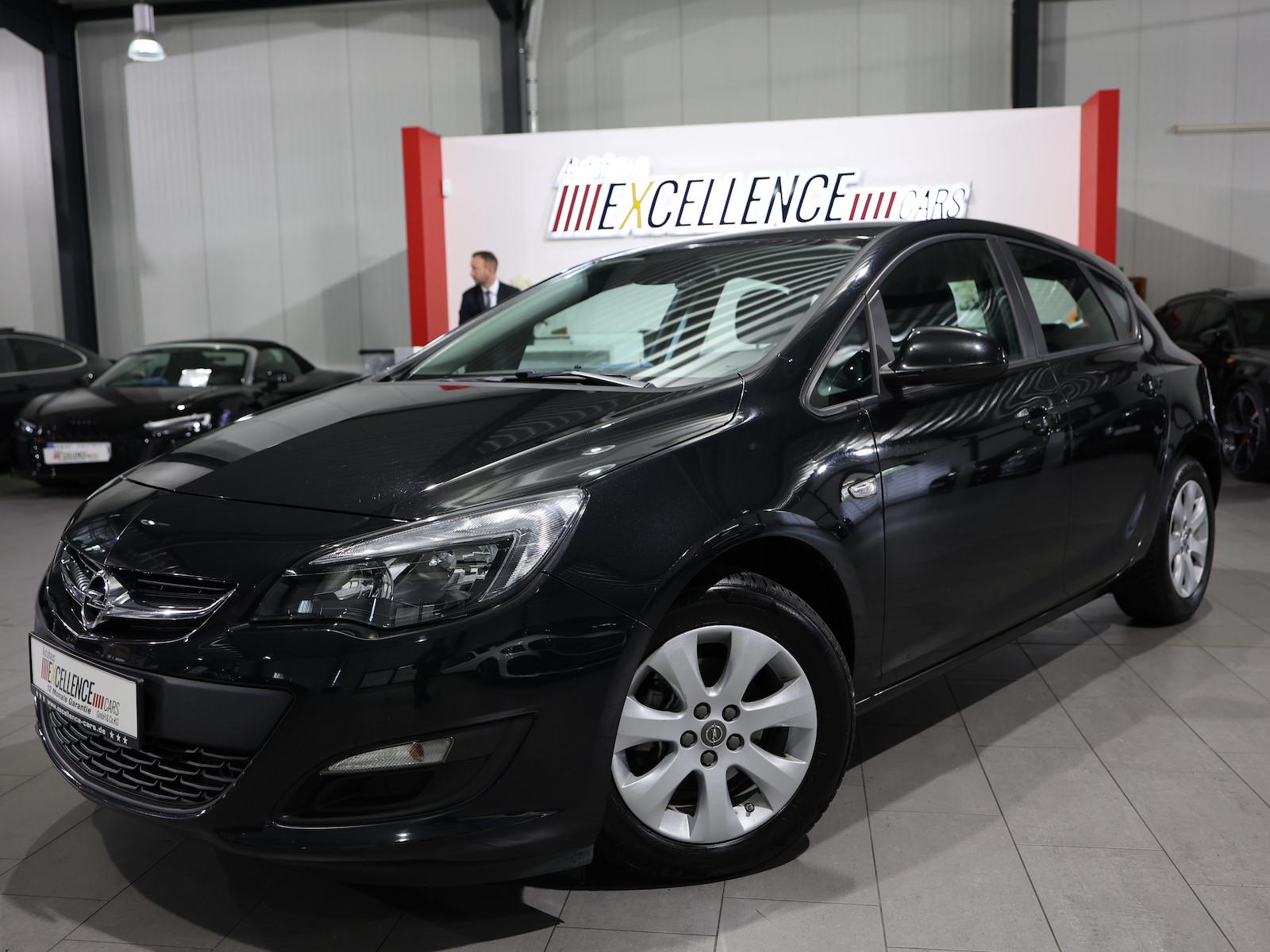 Opel Astra J 1.6 STYLE / LEDER / TEMPOMAT / PDC / SHZ