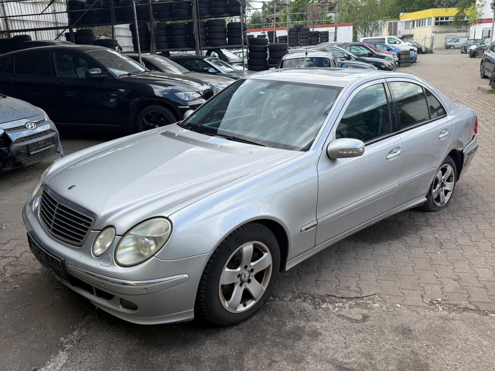 Mercedes-Benz E 220 CDI AVANTGARDE