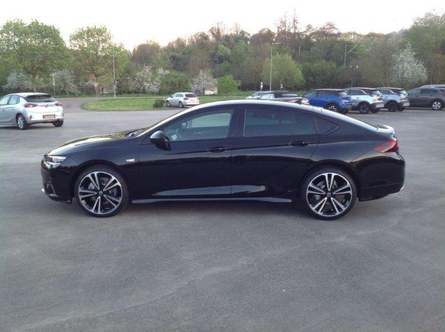 Opel INSIGNIA B Grand Sport 2.0 CDTi Ultimate LED NAV