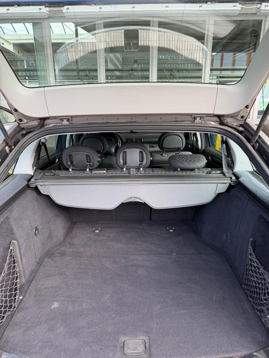 Mercedes-Benz C180 2004 — photo 12