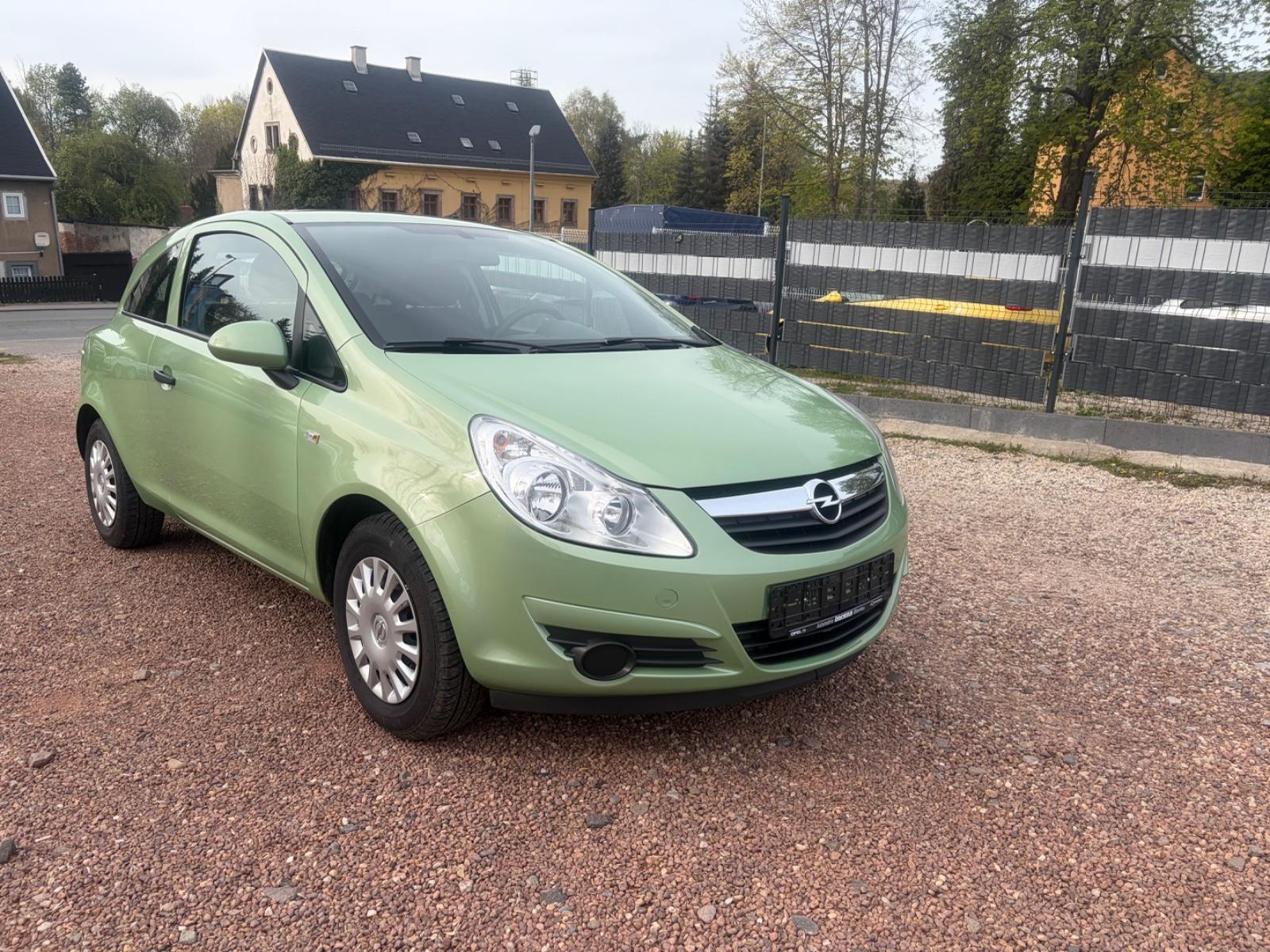 Opel Corsa -