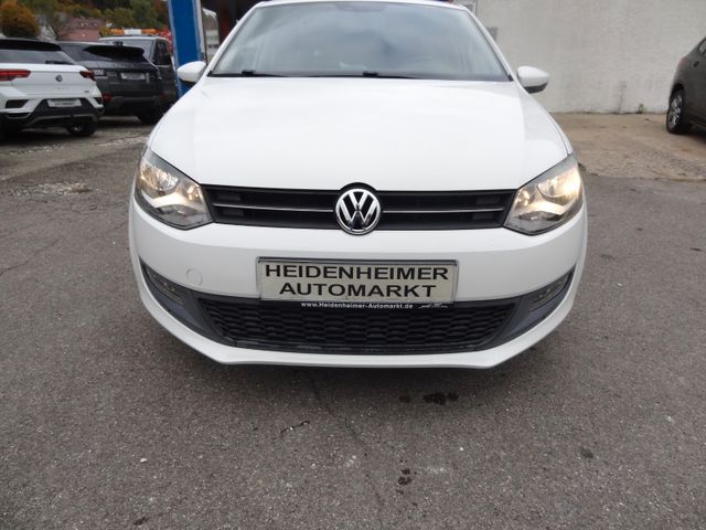 Fahrzeugabbildung Volkswagen Polo V Team/1.Hd/Klima/SitzH/PDC/84.000km/