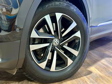 Volkswagen Tiguan - 8