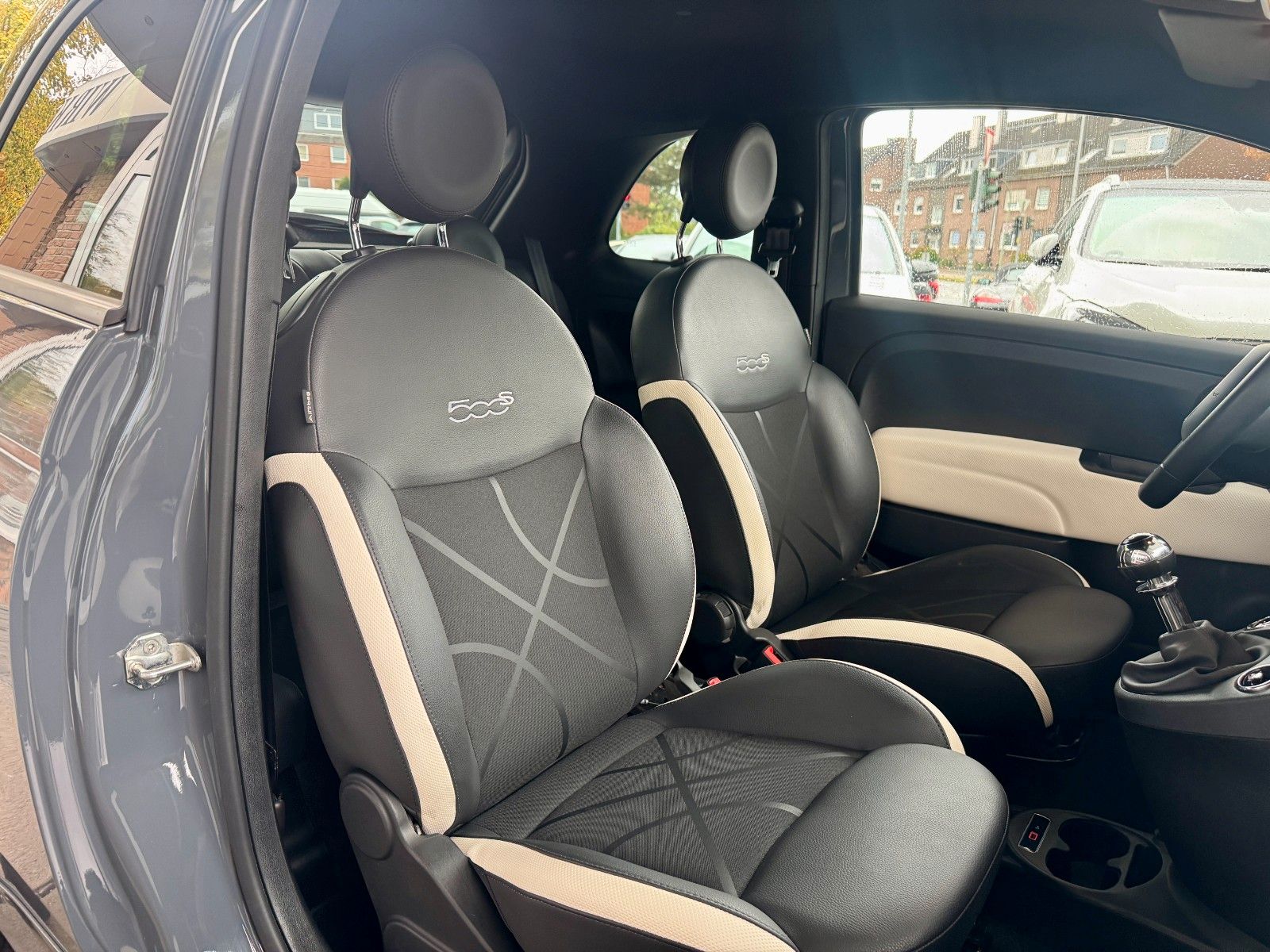 Fahrzeugabbildung Fiat 500S Leder/Bluetooth/Sportpaket