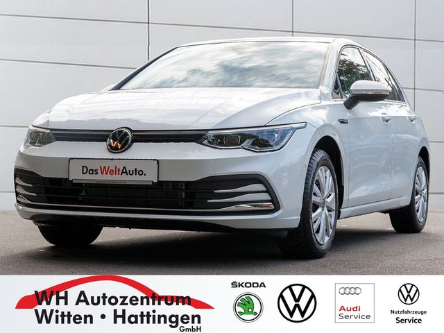 Volkswagen Golf VIII 1.5 eTSI DSG Style PANORAMA AHK NAVI K