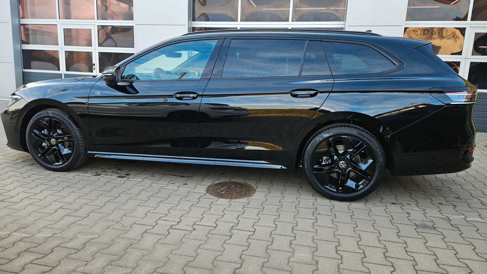 Volkswagen Passat Variant - Bild 3