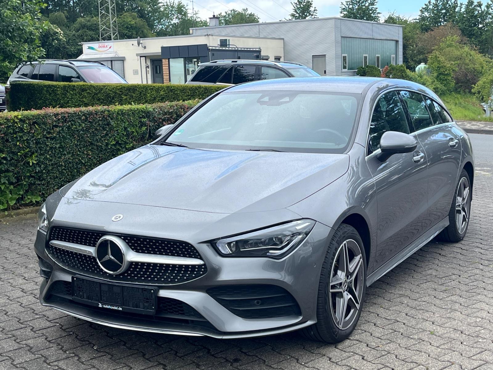 Mercedes-Benz CLA 250e AMG Wide LED Distronic  Memory