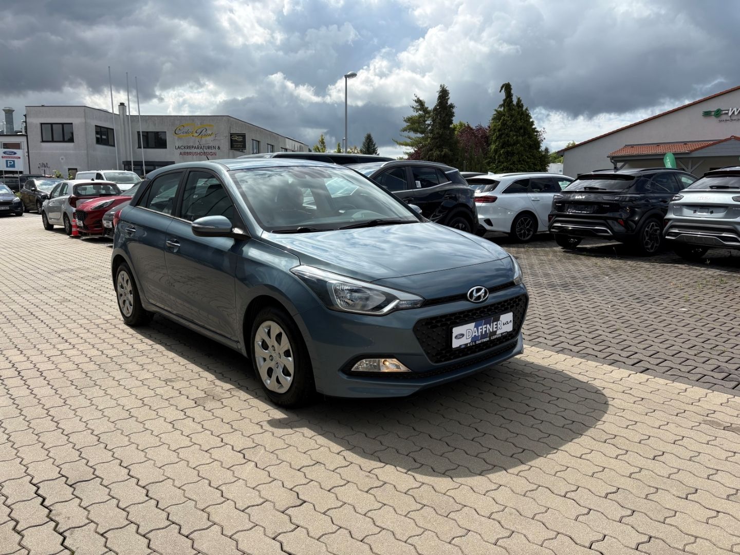 Fahrzeugabbildung Hyundai i20 blue Trend KLIMA Tempomat Multifunktionslenk