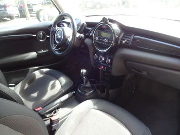 MINI One First - 10