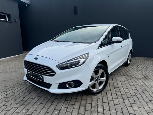 Ford S-MAX Titanium AWD AUT./LEDER/KAM/ACC/LED/AHK/E6