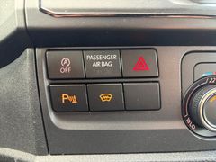 Fahrzeugabbildung Volkswagen T6 Multivan Trendline 2.0TDI DSG Shz LED*PDC*GRA