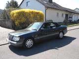 Mercedes-Benz E 220  Cabrio Sportline - gebrauchte Mercedes-Benz E 220 aus dem Jahr 1993