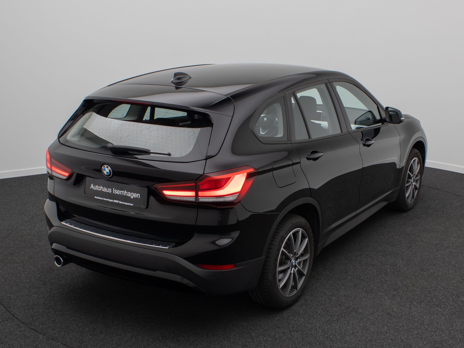 Fahrzeugabbildung BMW X1sD18i DAB HiFi Lenkrhzg DrivAssist Parkassist