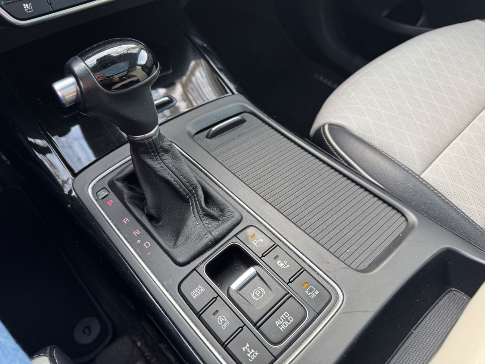 Fahrzeugabbildung Kia Sorento Platinum 4WD*LEDER*ACC*XENON*360°KAM*LED