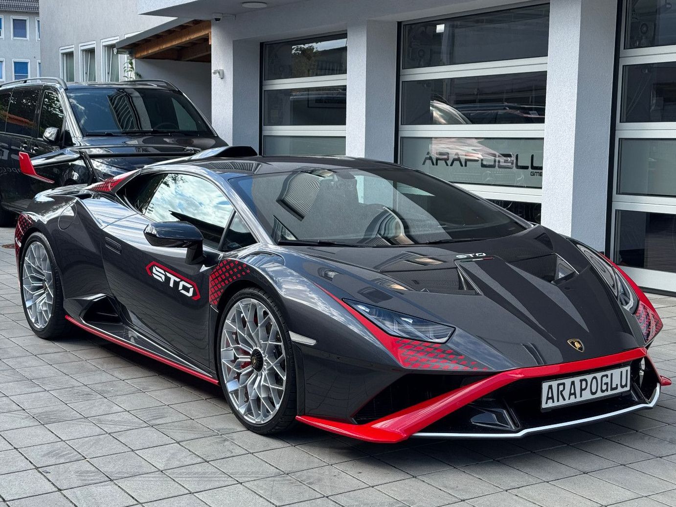 LAMBORGHINI Huracan
