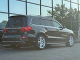 Mercedes-Benz GL 500  BlueEfficiency 4Matic AMG Kamera - Mercedes-Benz GL 500: 4matic