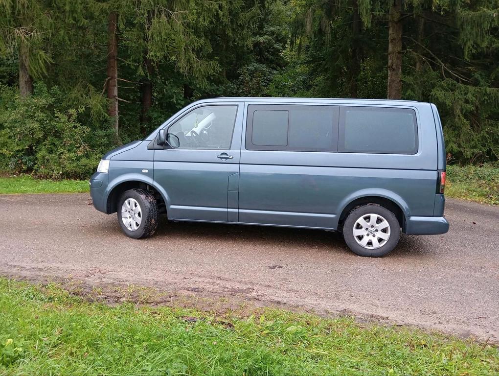 Volkswagen T5 Caravelle