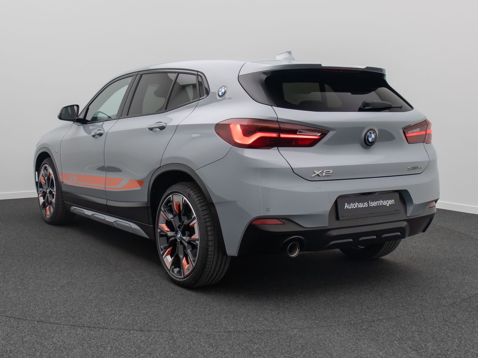 Fahrzeugabbildung BMW X2 sD18i M Sport X Kamera H/K HUD DAB Alarm 20"