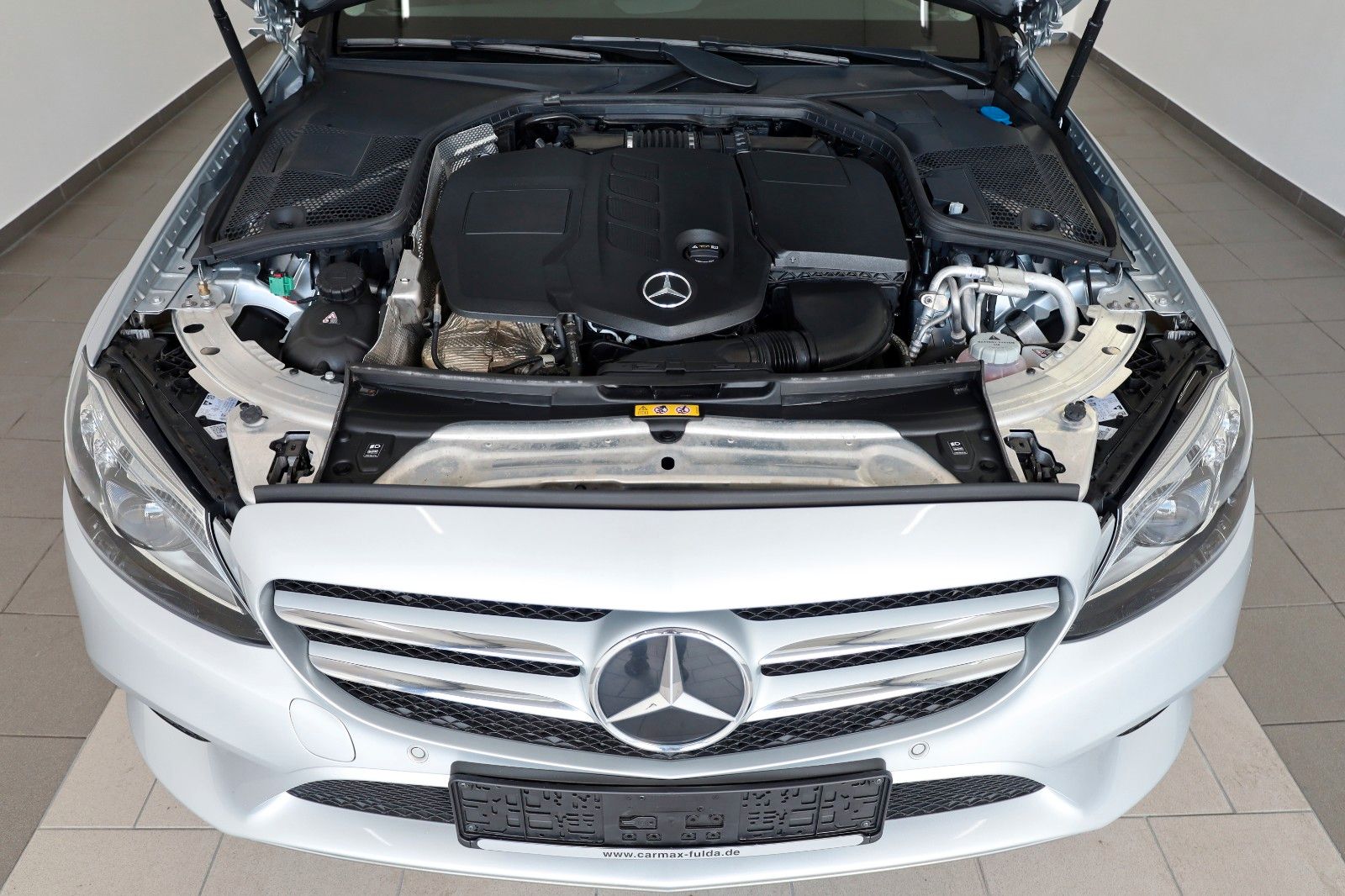 Fahrzeugabbildung Mercedes-Benz C 300 de Lim. Avantgarde Leder,Navi,LED,Panorama