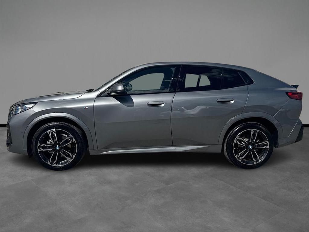 BMW X2 18 d MSport sDrive imagem 2