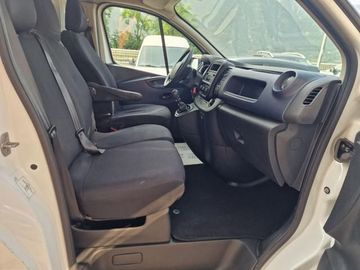 Opel Vivaro - 7