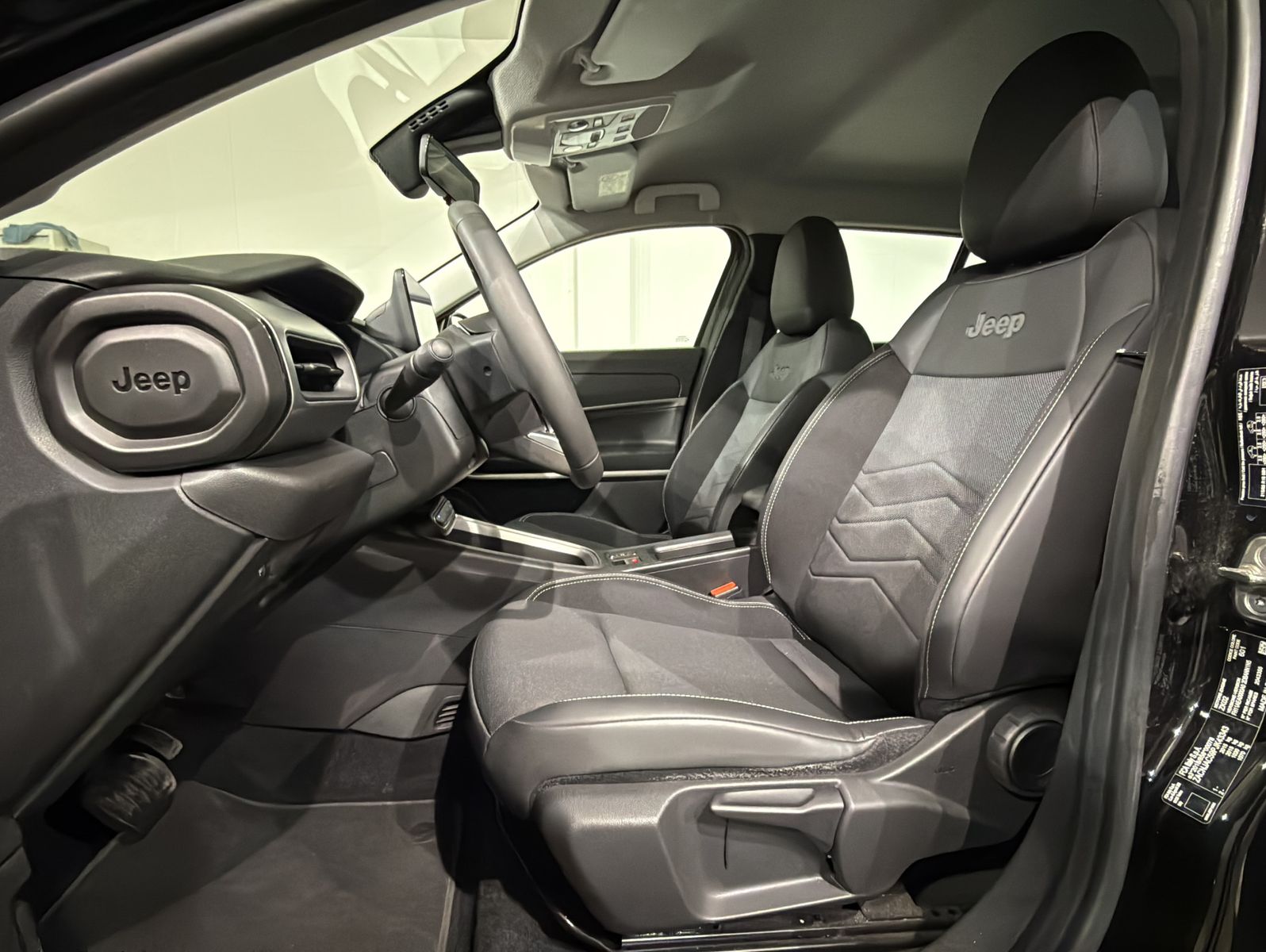 Jeep Avenger Altitude Electric |PDC|SHZ|NAVI|ACC|17" imagem 3