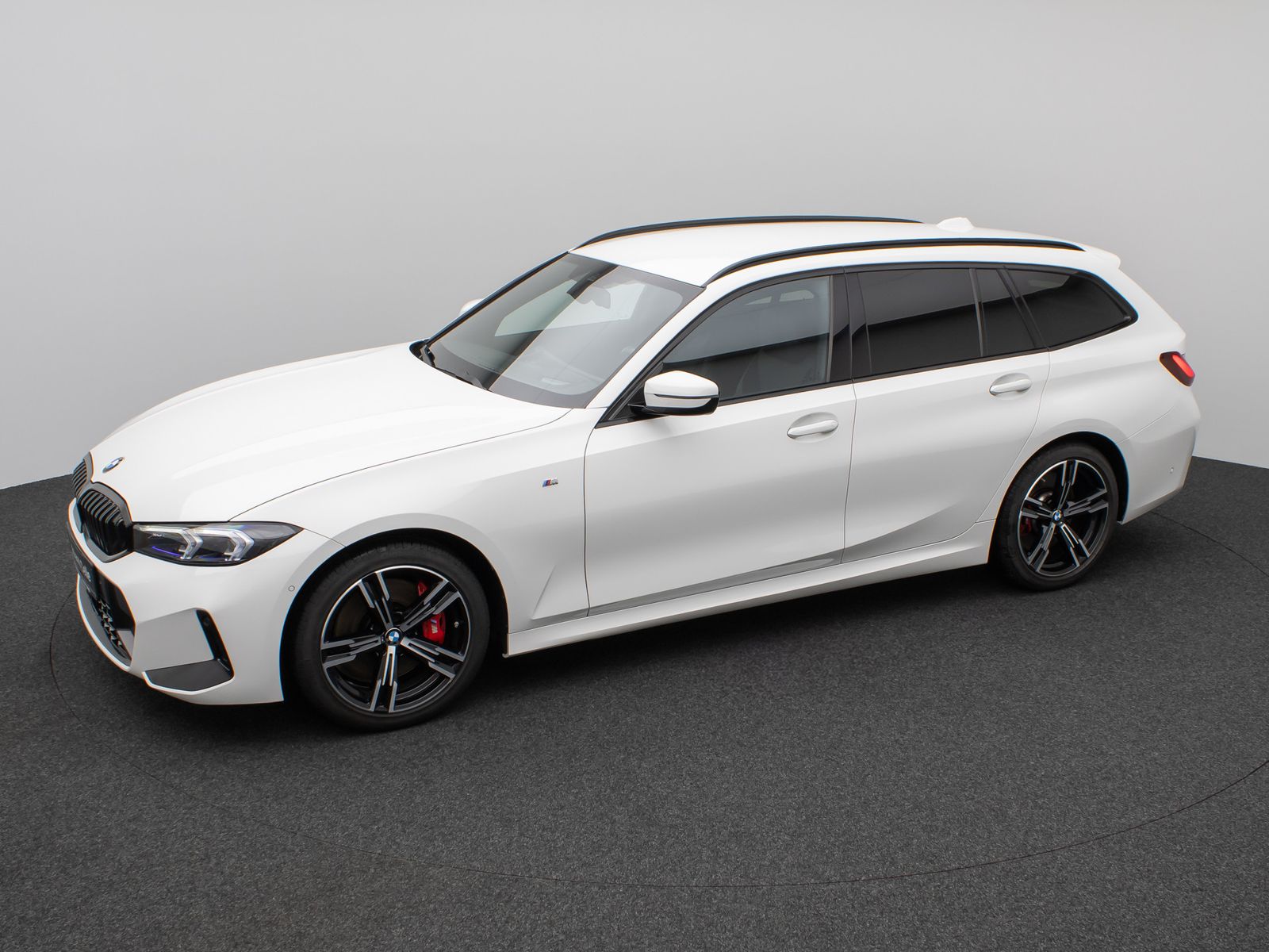 Fahrzeugabbildung BMW 320d xD M Sport Pro Kamera HUD DAB H/K AHK Komfo