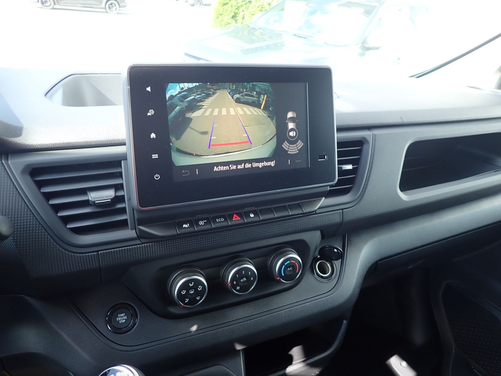 Fahrzeugabbildung Renault Trafic Lkw Business L1H1 2,8t Blue dCi 130