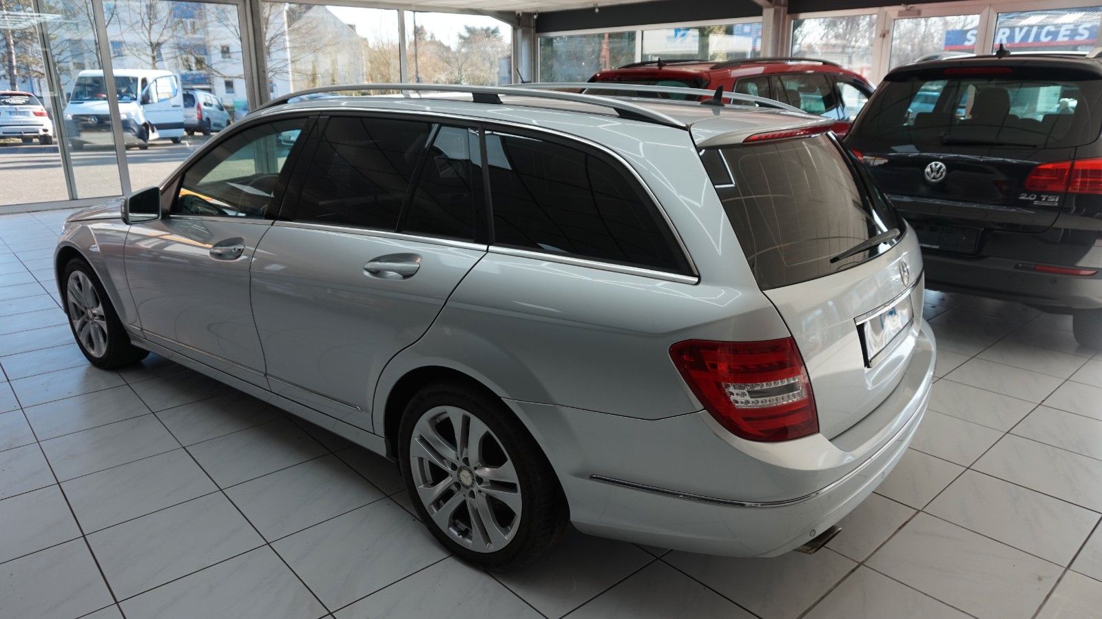 Fahrzeugabbildung Mercedes-Benz C 250 T Scheckheft Avantgarde
