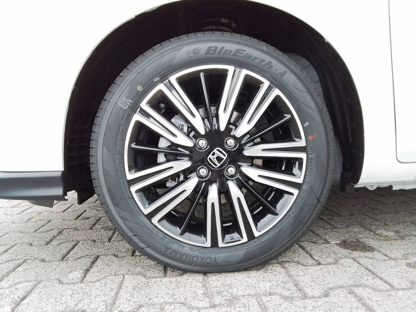 Fahrzeugabbildung Honda Jazz Hybrid 1.5 Advance