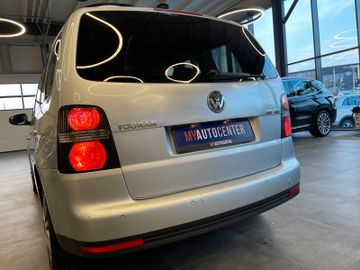 Volkswagen Touran Freestyle *7SITZER*SHZ*TEMPOMAT*NAVI*PDC*