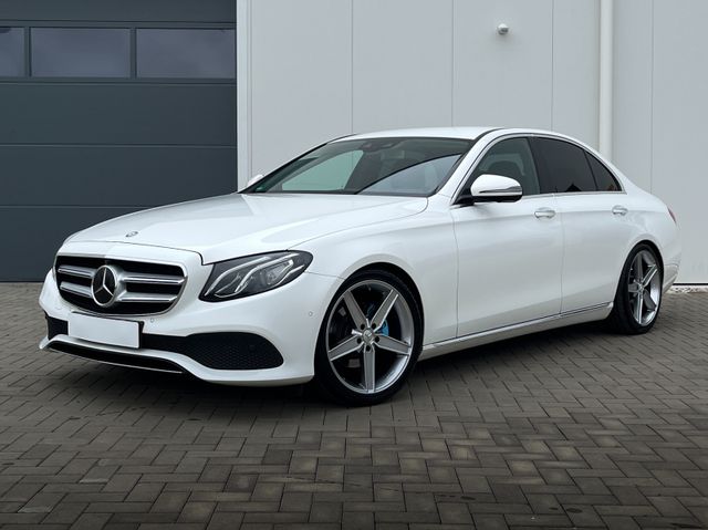 MERCEDES-BENZ E 200 BURMESTER 360 Grad WIDESCREEN HUD KEYLESS 