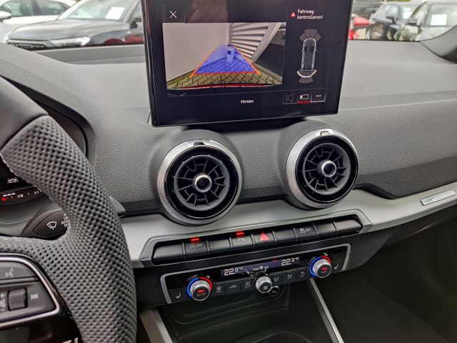 Q2 2x S line compet 35 TFSIStronic Matrix/Pano