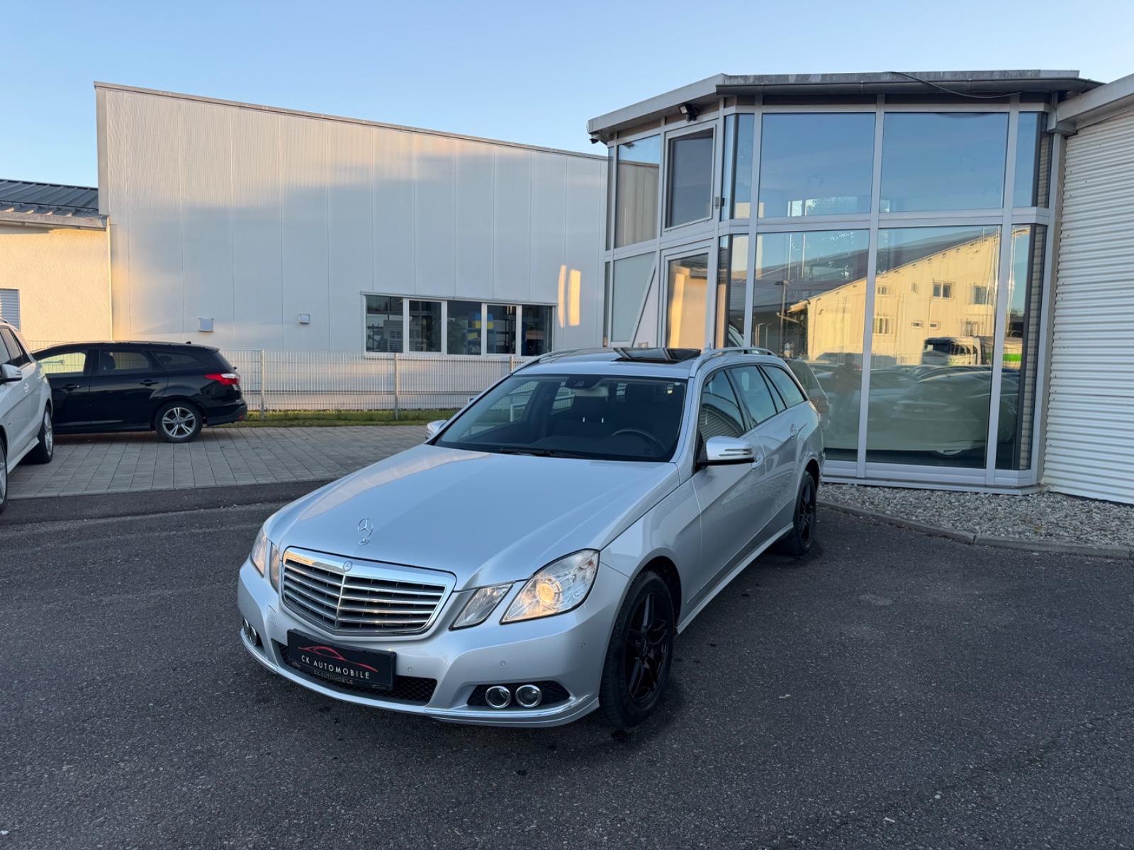 Mercedes-Benz E 220 CDI BlueEfficiency/TOTWINKEL/8FACH/AHK