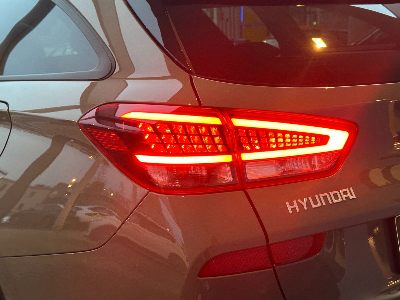 Fahrzeugabbildung Hyundai i30 N-Line Kombi 140PS Panorama/Sitzpaket!