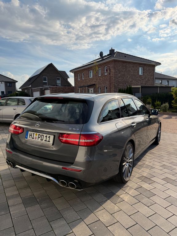 Image of Mercedes-Benz E 53 AMG