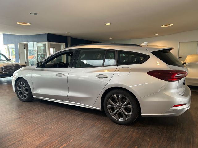 Fahrzeugabbildung Ford Focus Turnier ST-Line*Automatik*SYNC4*Scheckh.