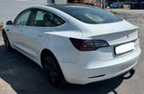 Tesla Model 3 Allradantrieb mit Dualmotor - Tesla aus 2020