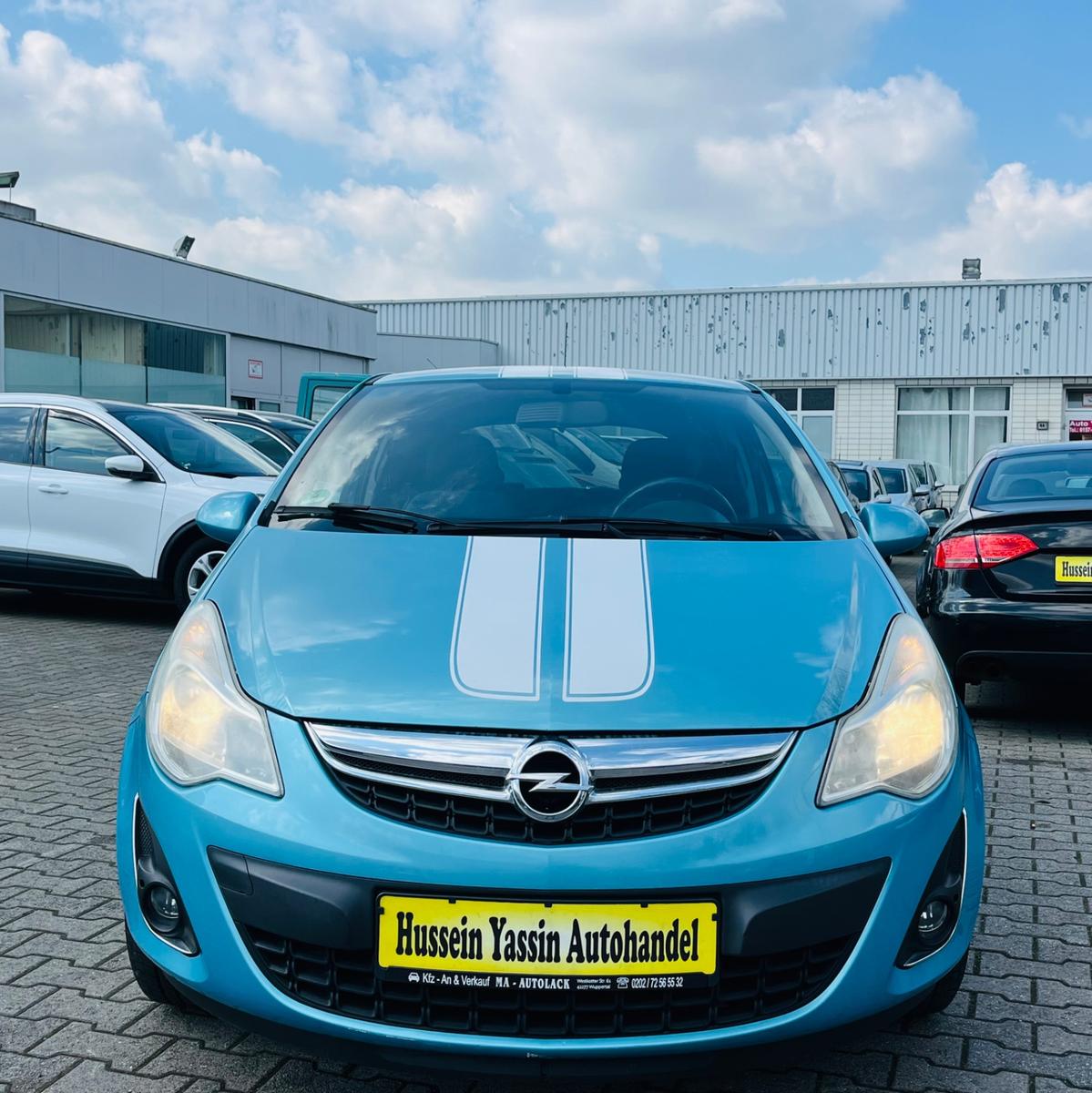 Opel Corsa D Satellite