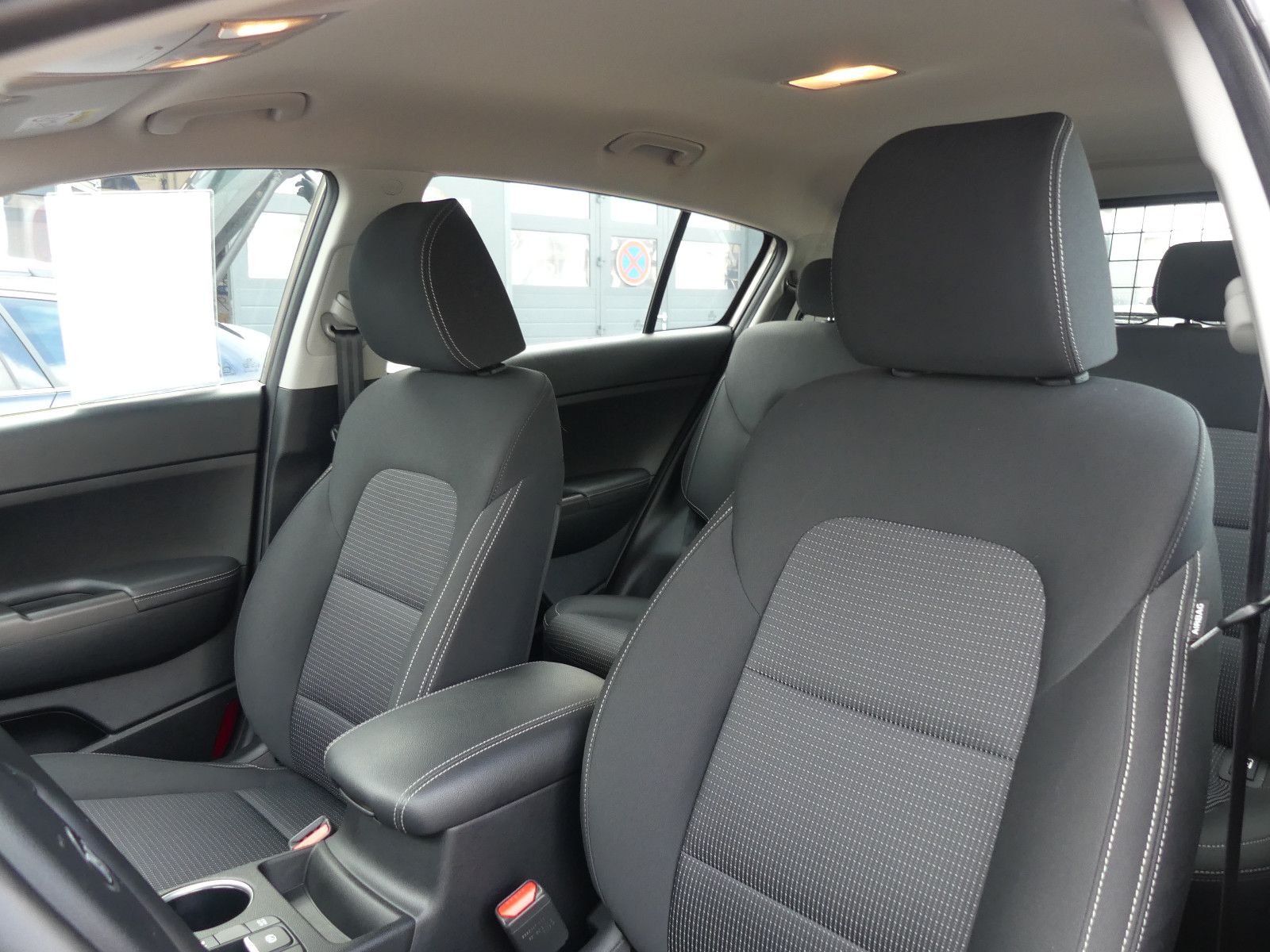 Fahrzeugabbildung Kia Sportage Vision 4WD Allrad*Navi*Allwetterreifen