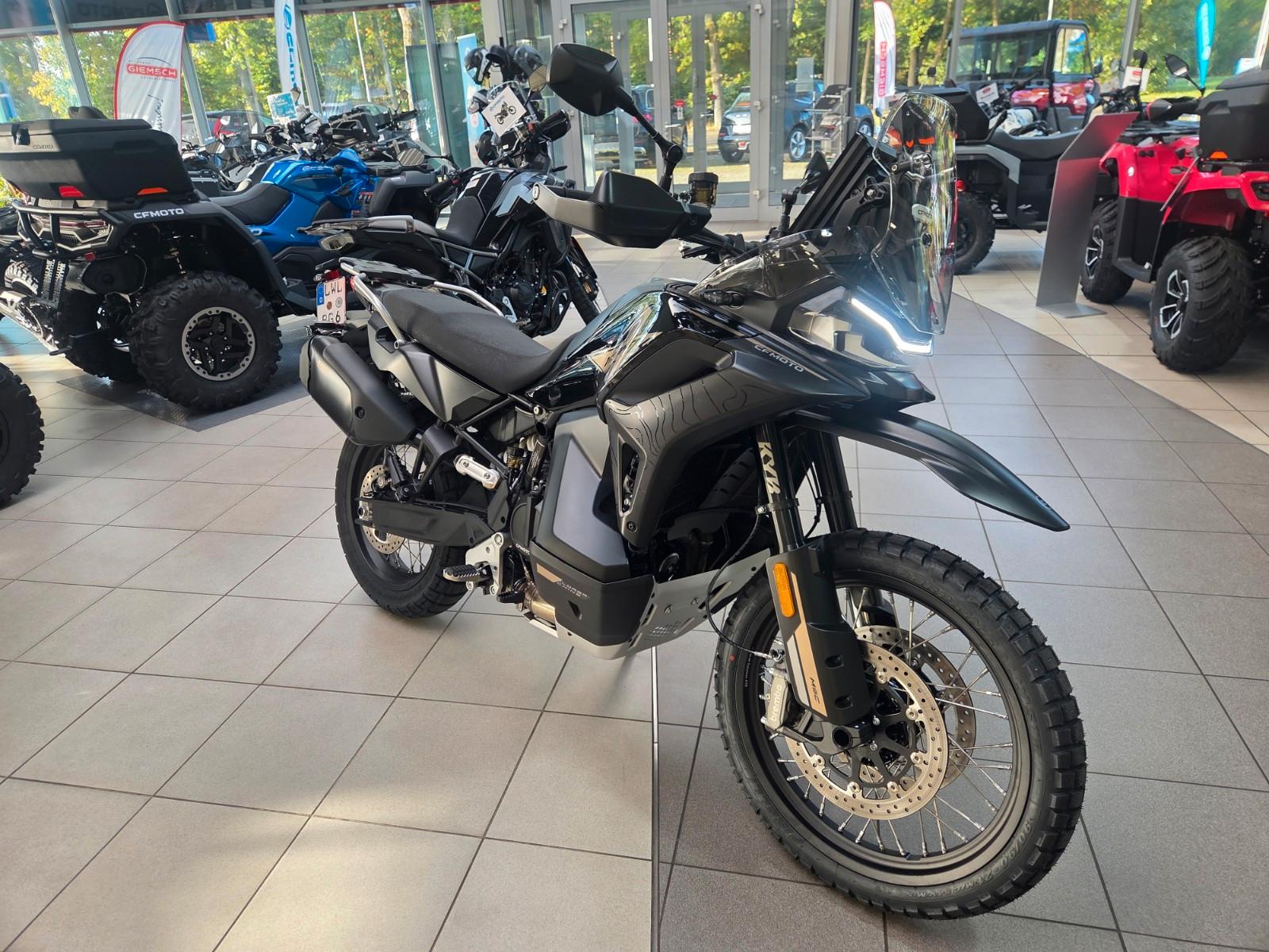 CFMOTO 1000 MT-X Comfort Nebula mit Zubehör 11.998€