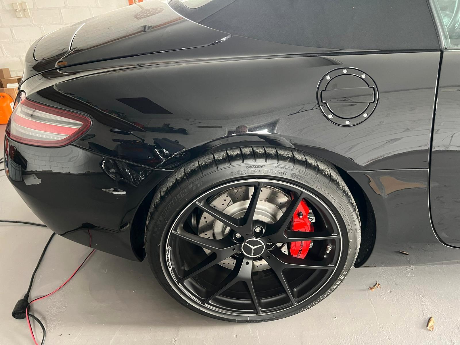 Mercedes-Benz SLS AMG Roadster | 2.Hand | BLACK SERIES FELGEN|