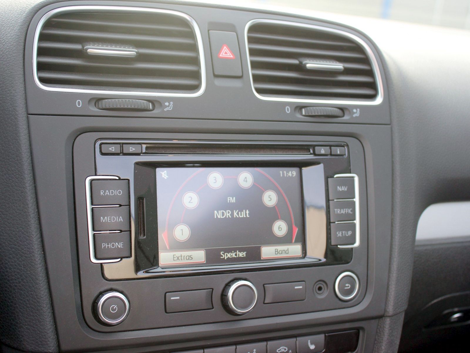 Fahrzeugabbildung Volkswagen Golf Cabriolet Cup 1,4 TSI