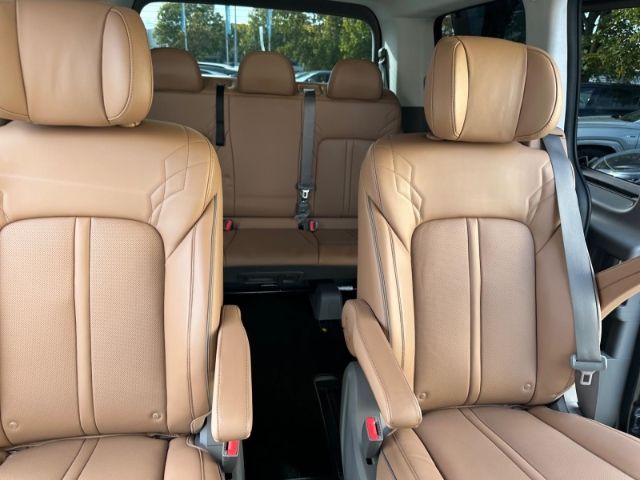 Fahrzeugabbildung Hyundai STARIA Signature 4WD 7-Sitzer Navi AHK Leder Dig