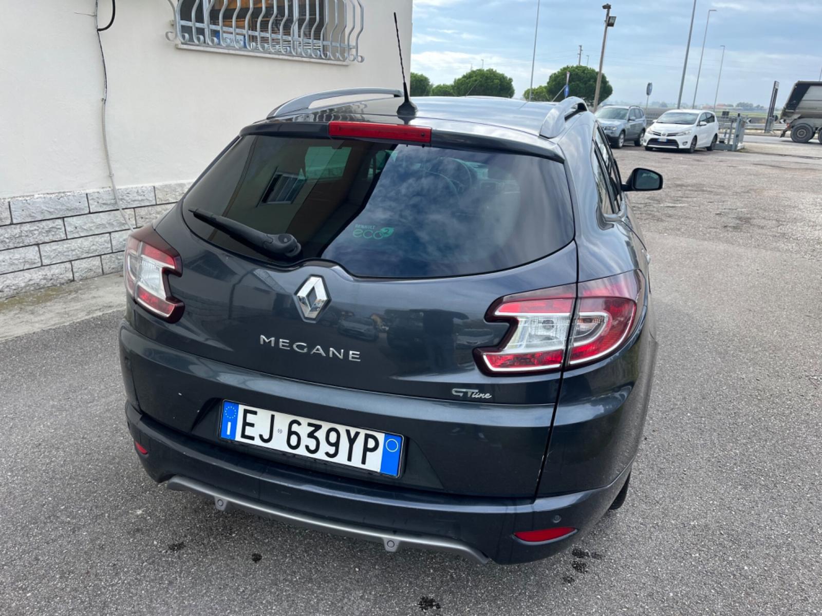 Renault Megane 2011 — photo 5