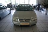 Volkswagen Bora 1.6 Auto Comfortline Automatik - Volkswagen Bora in Duisburg